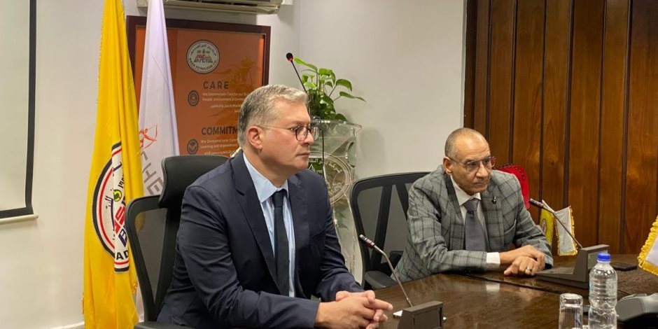زيارة مفاجئة لوزير البترول والثروة المعدنية لشركة بدرالدين يعقبها اجتماع مبكر لمتابعة خطط الإنتاج والسلامة