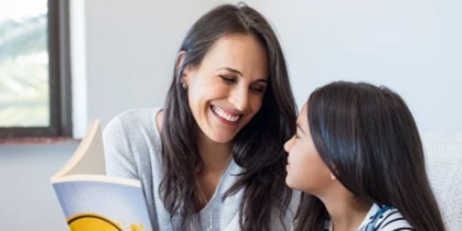 لماذا تشعر أمهات جيل الألفية بالقلق الشديد وكيف يتغلبن على مخاوفهن؟