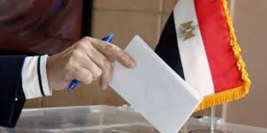  رسميا.. تسليم خطابات الترشح لمرشحى مستقبل وطن