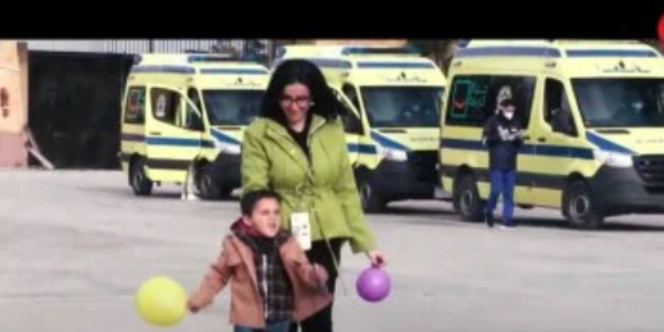 آلام الفلسطينيين في غزة.. القاهرة الإخبارية توثقها بأغنية على الحدود (فيديو) 
