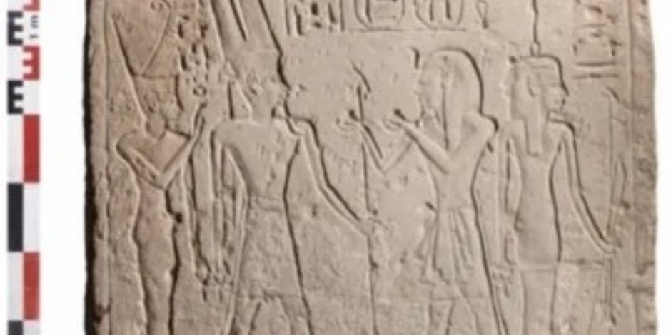 مفاجأة من قلب الكرنك.. اكتشاف لوحة جديدة لرمسيس الثالث بعد أكثر من 3000 عام