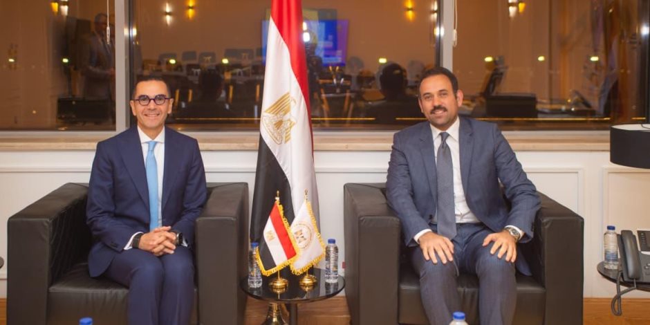 وزير الاستثمار يبحث مع جهاز مستقبل مصر دعم سلاسل الإمداد وتوريد السلع الاستراتيجية