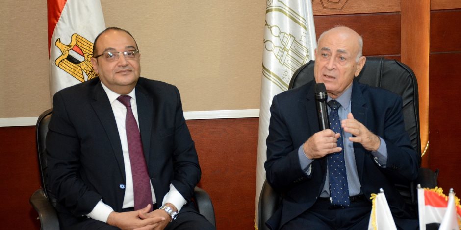 ندوة تثقيفية بالمنظمة العالمية لخريجي الأزهر احتفالًا بذكرى نصر أكتوبر