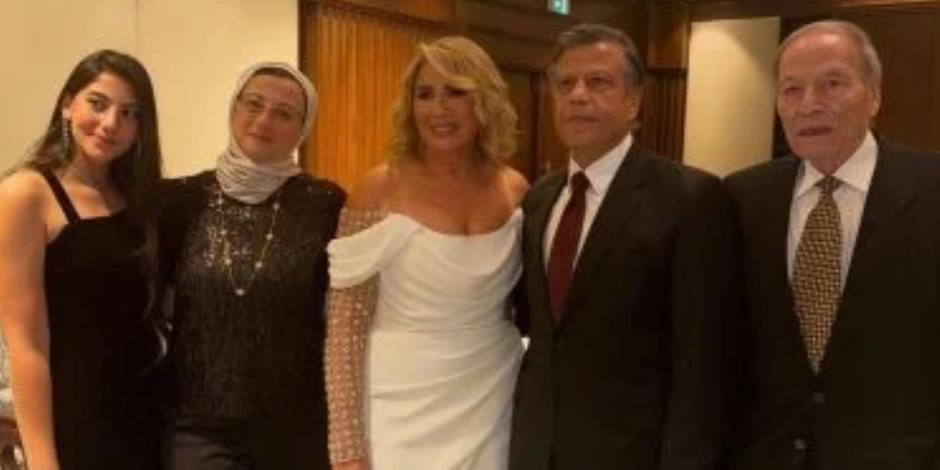 إيناس الدغيدي تحتفل بعقد قرانها بعد إلغاء حفل الزفاف (صور)