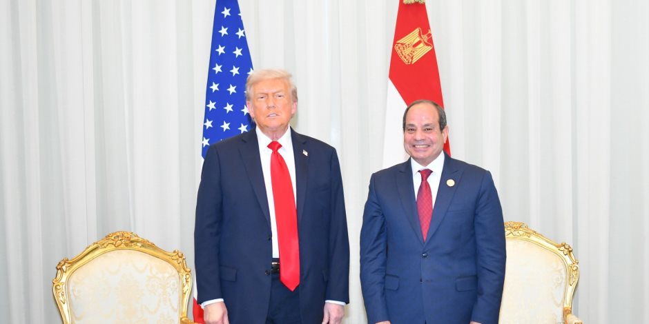 خبير استراتيجي لـ"كلمة أخيرة": تصريحات ترامب تهدف لإعادة ترسيم الحدود خبير استراتيجي لـ"كلمة أخيرة": تصريحات ترامب تهدف لإعادة ترسيم الحدود
