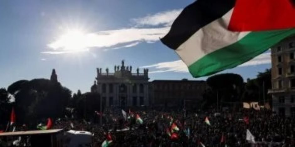 دعما لفلسطين .. احتجاجات في مدينة أوديني قبل مباراة إيطاليا واسرائيل .. فيديو