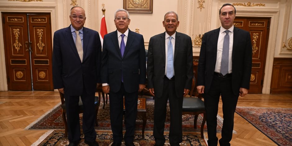 رئيس مجلس النواب يستقبل السفير محمود كارم رئيس المجلس القومي لحقوق الإنسان رئيس مجلس النواب يستقبل السفير محمود كارم رئيس المجلس القومي لحقوق الإنسان