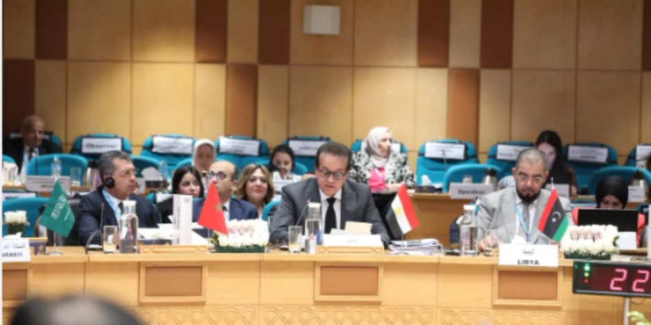 الصحة العالمية: نموذج برنامج التطعيم الإجباري فى مصر يحُتذى به على مستوى العالم الصحة العالمية: نموذج برنامج التطعيم الإجباري فى مصر يحُتذى به على مستوى العالم