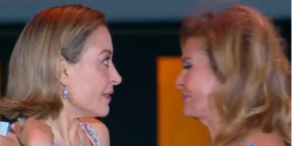 ختام مبهر بالألعاب النارية لحفل افتتاح مهرجان الجونة السينمائي ختام مبهر بالألعاب النارية لحفل افتتاح مهرجان الجونة السينمائي