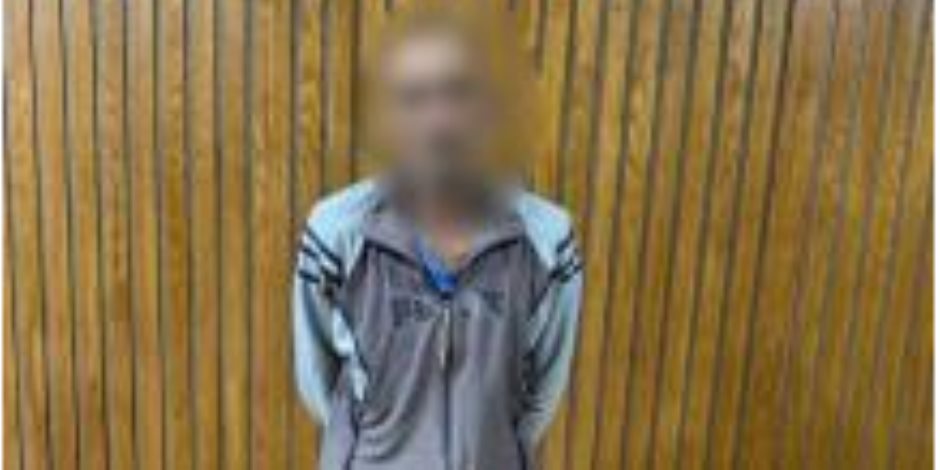 كشف ملابسات قيام أحد الأشخاص وآخرين باتخاذ إحدى المقابر بالإسكندرية وكراً لتعاطي المواد المخدرة كشف ملابسات قيام أحد الأشخاص وآخرين باتخاذ إحدى المقابر بالإسكندرية وكراً لتعاطي المواد المخدرة