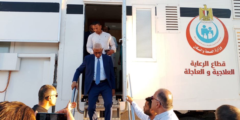 محافظ شمال سيناء: معبر رفح مفتوح بنسبة 100% ومستشفيات المحافظة جاهزة لاستقبال مصابي غزة (صور)