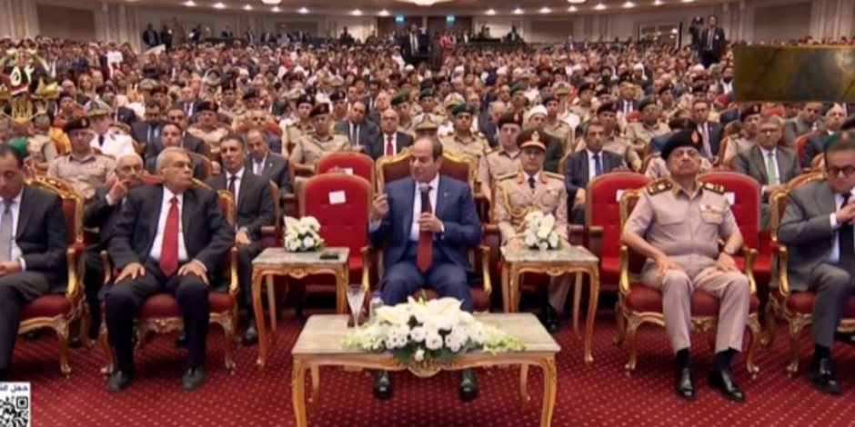 الرئيس السيسي: يد الله كانت موجودة مع مصر وحفظتها آخر 15 عاما الرئيس السيسي: يد الله كانت موجودة مع مصر وحفظتها آخر 15 عاما