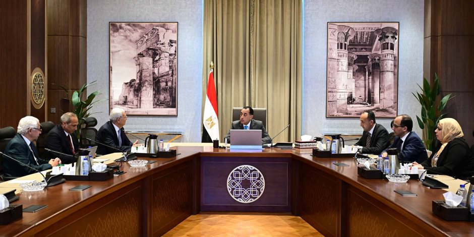 مدبولي: أولوية متقدمة لملف التحول الرقمي على أجندة عمل الحكومة مدبولي: أولوية متقدمة لملف التحول الرقمي على أجندة عمل الحكومة