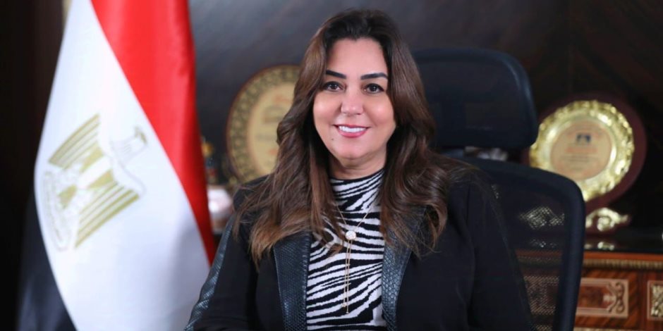 وزيرة التنمية المحلية تعلن التسليم الابتدائي للمدفن الصحي الآمن بمدينة براني في مطروح وزيرة التنمية المحلية تعلن التسليم الابتدائي للمدفن الصحي الآمن بمدينة براني في مطروح