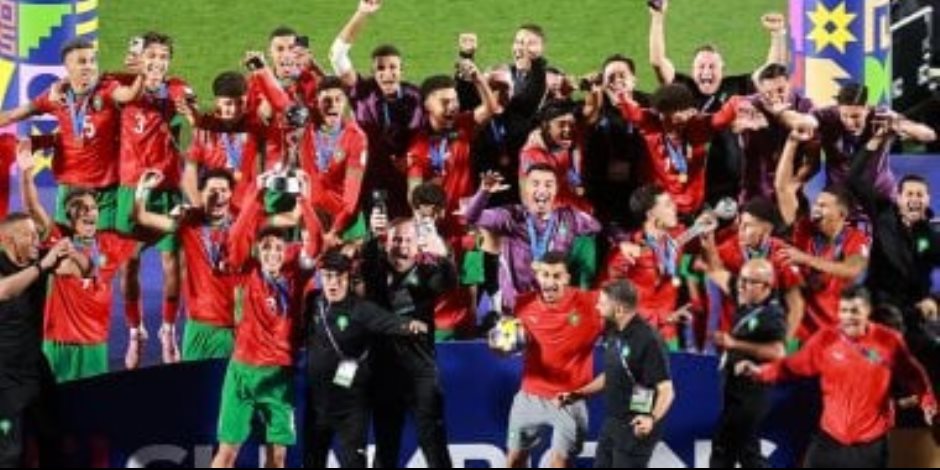 100 ألف دولار مكافأة استثنائية لكل لاعب بمنتخب المغرب بعد التتويج بمونديال الشباب علي حساب الأرجنتين.. فيديو