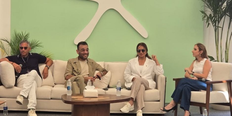 ليلى علوى: مشهد الأكل فى حب البنات جمع الأخوات وأعاد الدفء للعلاقات الأسرية ليلى علوى: مشهد الأكل فى حب البنات جمع الأخوات وأعاد الدفء للعلاقات الأسرية