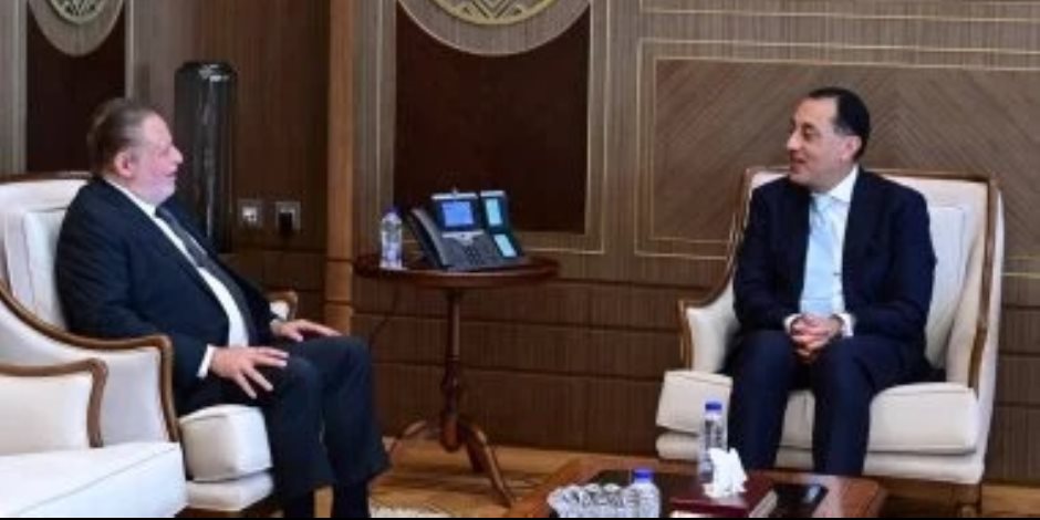 4 ملفات ناقشها رئيس الوزراء مع محافظ البنك المركزى.. اعرف التفاصيل 