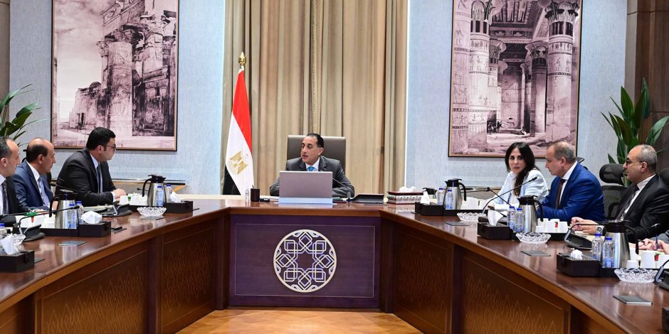 مدبولي يتابع إجراءات طرح مشروع حدائق تلال الفسطاط للإدارة والتشغيل مدبولي يتابع إجراءات طرح مشروع حدائق تلال الفسطاط للإدارة والتشغيل