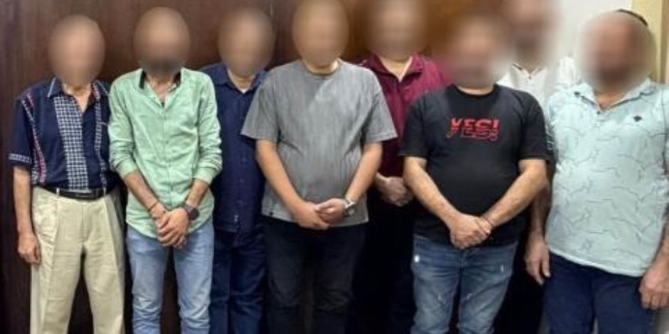 كشف ملابسات واقعة احتجاز شخص وإجبار زوجته على توقيع عقد بيع عقار بالقاهرة كشف ملابسات واقعة احتجاز شخص وإجبار زوجته على توقيع عقد بيع عقار بالقاهرة