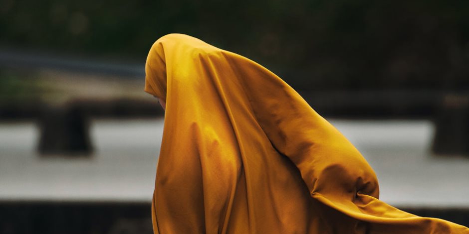 الافتاء توضح حكم صلاة المرأة بالنقاب الافتاء توضح حكم صلاة المرأة بالنقاب