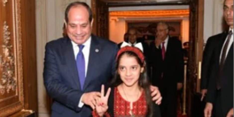 الطفلة الفلسطينية ريتاج: أشكر الرئيس السيسى لأنه السبب في إيقاف الحرب الطفلة الفلسطينية ريتاج: أشكر الرئيس السيسى لأنه السبب في إيقاف الحرب
