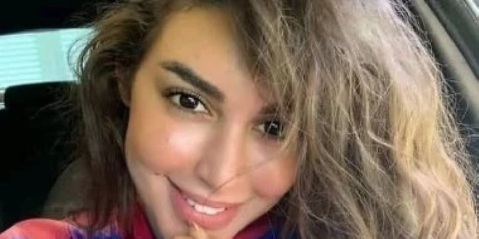 ياسمين صبرى أبرز النجمات الداعمات لفريق برشلونة قبل مباراة الكلاسيكو  ياسمين صبرى أبرز النجمات الداعمات لفريق برشلونة قبل مباراة الكلاسيكو