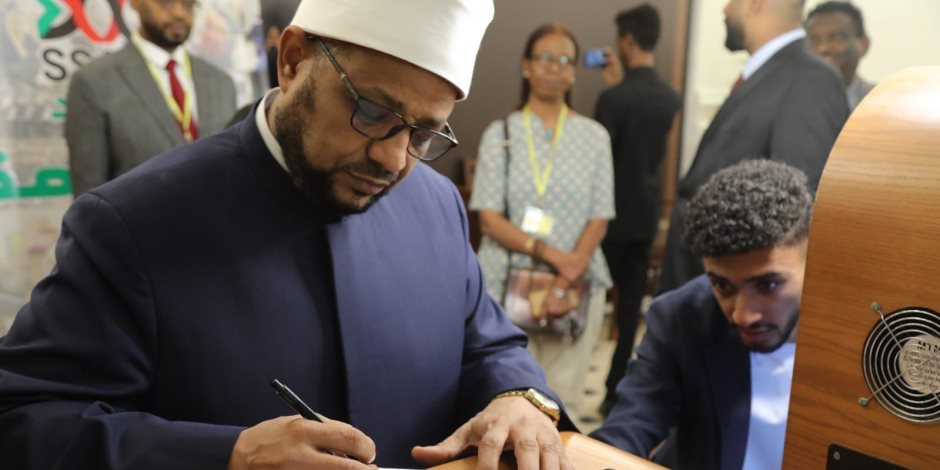 أمين «البحوث الإسلامية» يشارك في تكريم مبادرة: «إسناد السودانيين في الحروب والكوارث» أمين «البحوث الإسلامية» يشارك في تكريم مبادرة: «إسناد السودانيين في الحروب والكوارث»