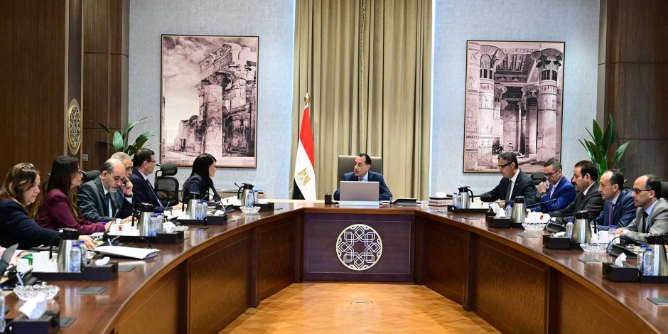 مدبولي: نحرص على ضمان رصيد مطمئن دائم من السلع الاستراتيجية  مدبولي: نحرص على ضمان رصيد مطمئن دائم من السلع الاستراتيجية