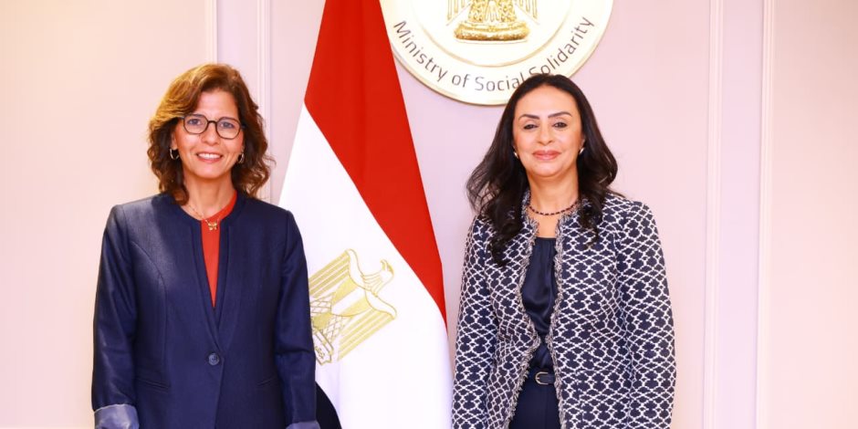 وزيرة التضامن تلتقي المدير التنفيذي للأكاديمية الوطنية للتدريب وزيرة التضامن تلتقي المدير التنفيذي للأكاديمية الوطنية للتدريب