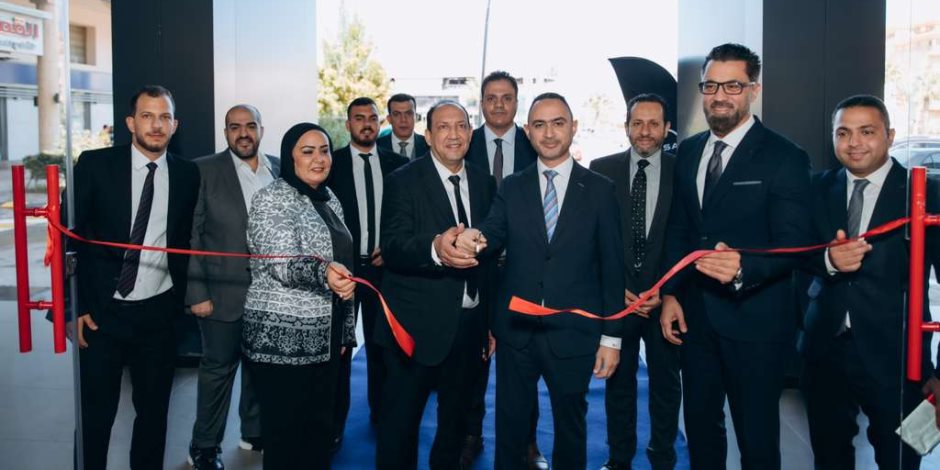 نيسان مصر توسع شبكتها عبر شراكة مع AMG Motors وتفتتح صالة عرض جديدة بمدينة دمياط الجديدة نيسان مصر توسع شبكتها عبر شراكة مع AMG Motors وتفتتح صالة عرض جديدة بمدينة دمياط الجديدة