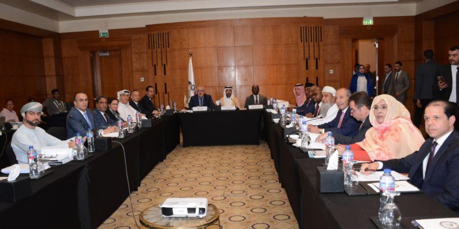 نزع فتيل الأزمات الإقليمية على رأس الجلسات.. البرلمان العربي يختتم اجتماعات لجانه استعداداً للجلسة العامة غداً بالجامعة العربية