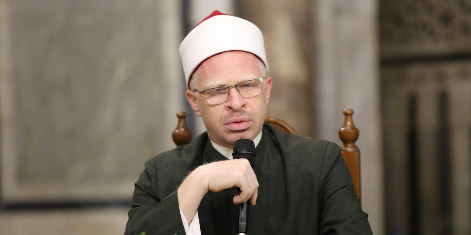 ملتقى الأزهر للقضايا المعاصرة: السلام اسم من أسماء الله وتحقيقه يبدأ من سلام النفس والمجتمع والإنسانية ملتقى الأزهر للقضايا المعاصرة: السلام اسم من أسماء الله وتحقيقه يبدأ من سلام النفس والمجتمع والإنسانية