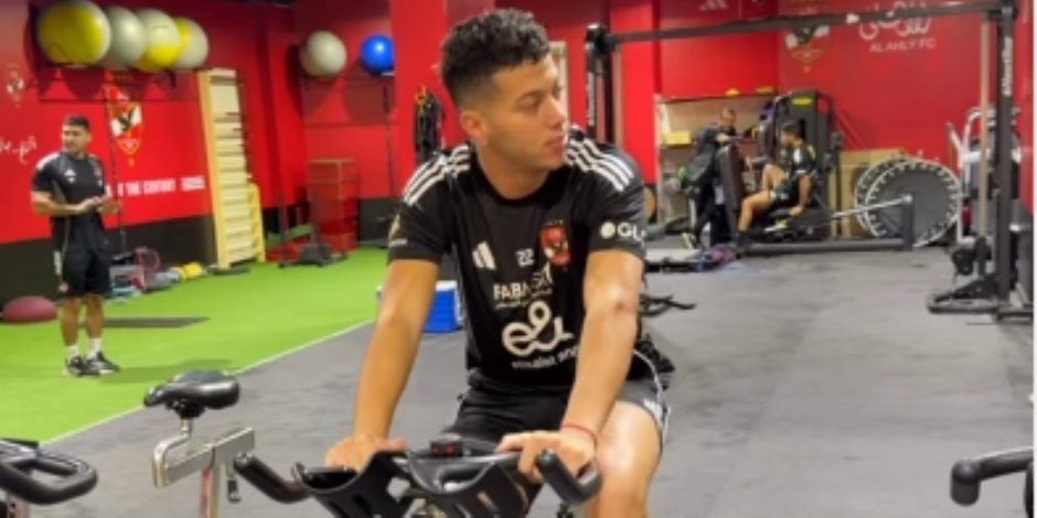 صمت الأهلي يثير التساؤلات.. إمام عاشور يتعافى من فيروس A ومروان عطية يعلن الخبر قبل النادي صمت الأهلي يثير التساؤلات.. إمام عاشور يتعافى من فيروس A ومروان عطية يعلن الخبر قبل النادي