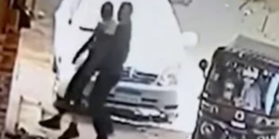 والد أطفال ضحايا جريمة فيصل: سأحاسب كل من أساء لسمعتنا