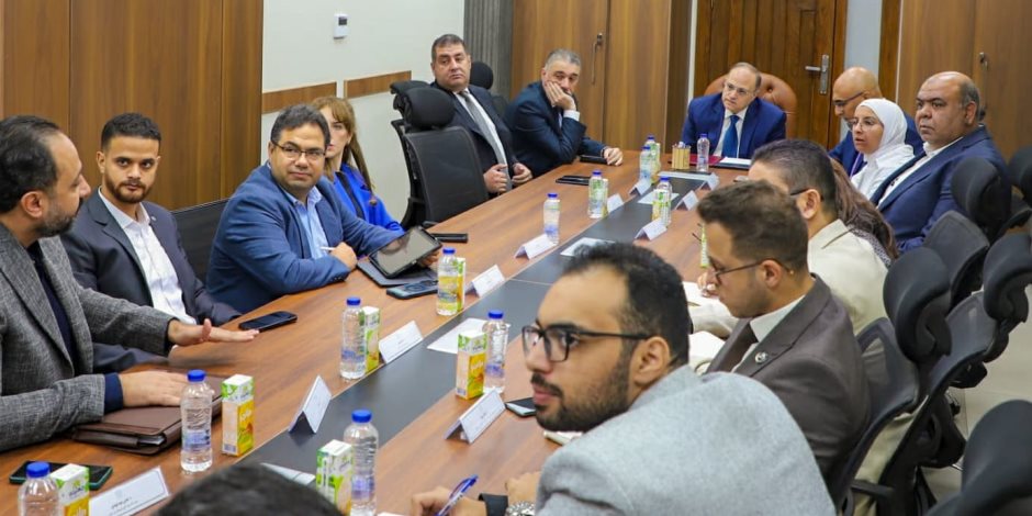 هيئة الدواء المصرية تبحث آليات تنفيذ مشروع الروشتة الرقمية