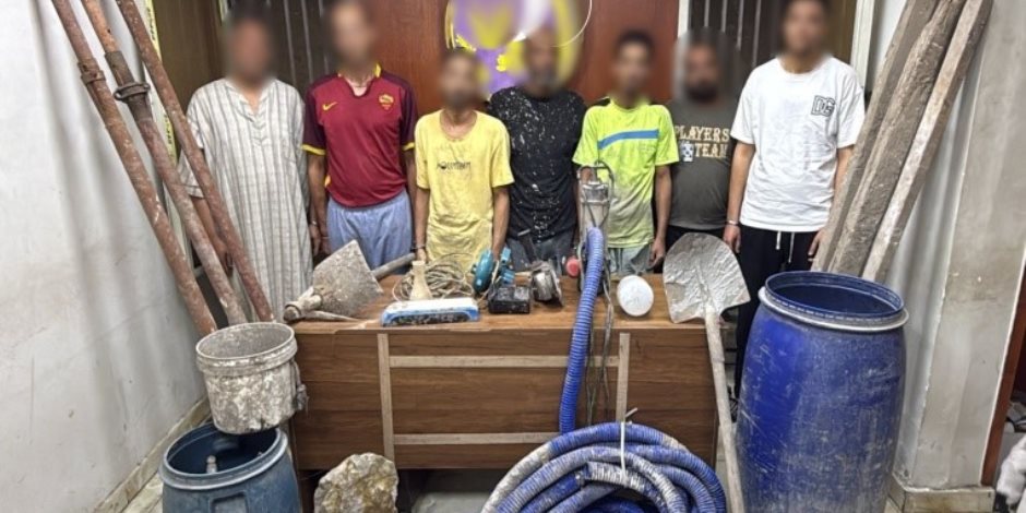 ضبط 7 أشخاص بالقاهرة لتنقيبهم غير المشروع عن الآثار