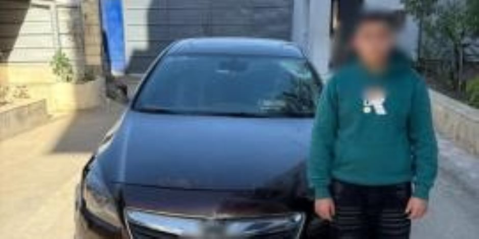 القبض على طالب فى المنيا صدم 4 أشخاص بسيارته وأحدث بهم كسور وكدمات  القبض على طالب فى المنيا صدم 4 أشخاص بسيارته وأحدث بهم كسور وكدمات