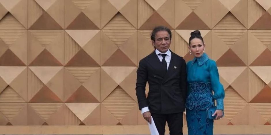 وصول المهندس أحمد عز وزوجته فى حفل افتتاح المتحف المصرى الكبير وصول المهندس أحمد عز وزوجته فى حفل افتتاح المتحف المصرى الكبير