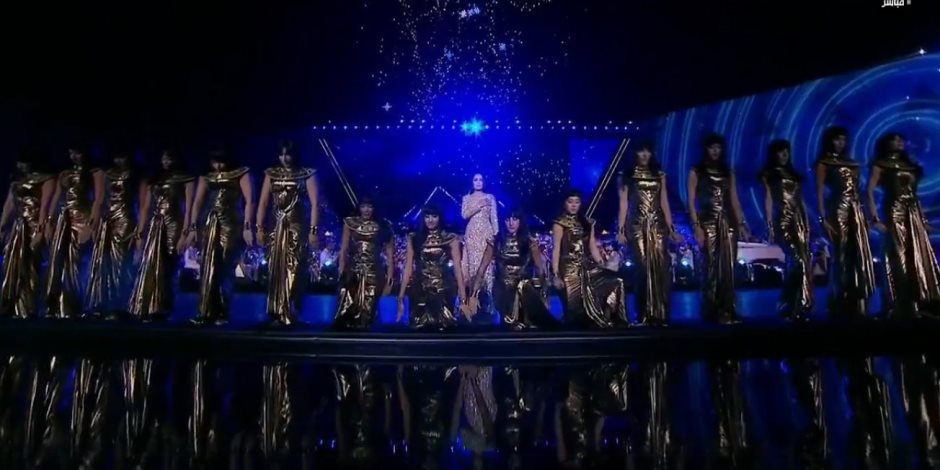 فاروق حسني: افتتاح المتحف الكبير المبهر يجسد روعة الإبداع المصري وعظمة الإنجاز الوطني فاروق حسني: افتتاح المتحف الكبير المبهر يجسد روعة الإبداع المصري وعظمة الإنجاز الوطني