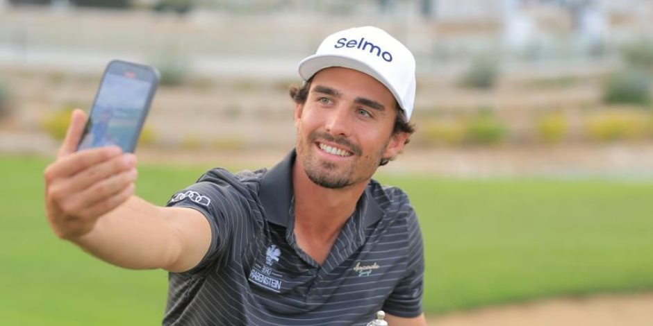 مدينتي تواصل التألق الرياضي.. نيكلاس يحصد لقب بطولة الجولف التاريخية مدينتي تواصل التألق الرياضي.. نيكلاس يحصد لقب بطولة الجولف التاريخية