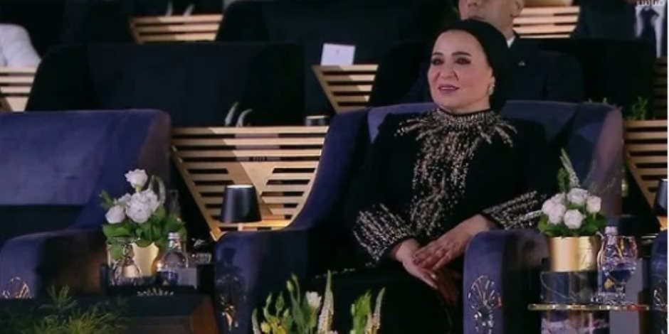 من هي مرمر حليم صاحبة الإطلالة الأنيقة للسيدة انتصار السيسي خلال حفل افتتاح المتحف المصري الكبير؟