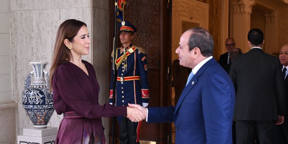الرئيس السيسي يستقبل ملكة الدنمارك.. و«ماري» تشيد بعظمة الحضارة المصرية
