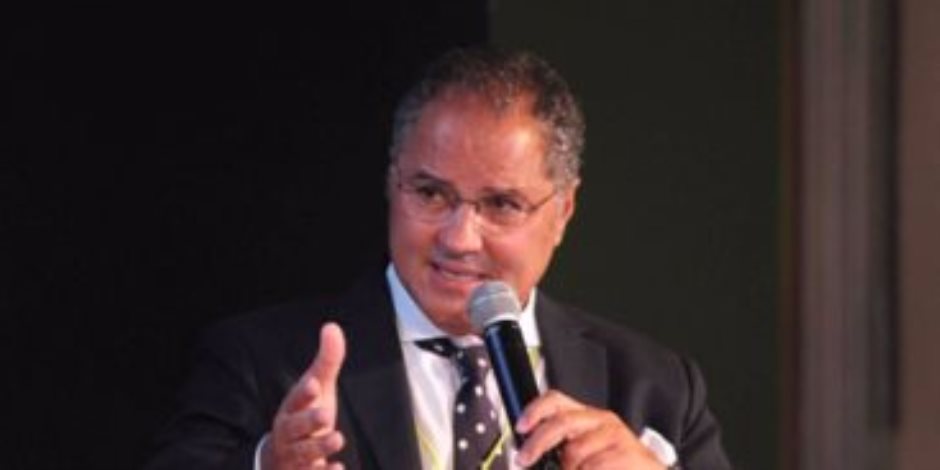 محمد السعدى لعزة مصطفى: حفل المتحف الكبير أظهر "قوة الدولة المصرية" للعالم