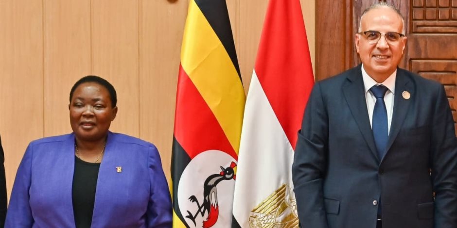 وزير الري يلتقي رئيسة وزراء جمهورية أوغندا لبحث سبل تعزيز التعاون في مجال المياه