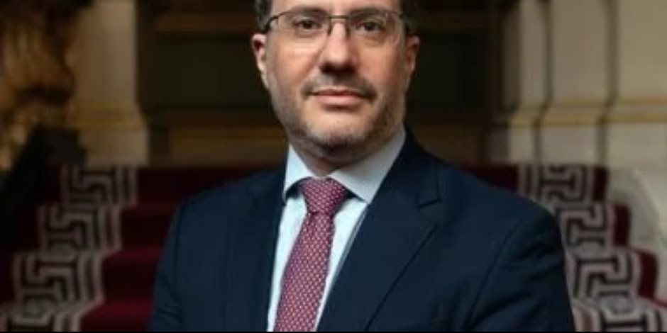 سفير بريطانيا عن المتحف المصرى الكبير : مؤسسة مذهلة وعالمية تليق بعجائب مصر
