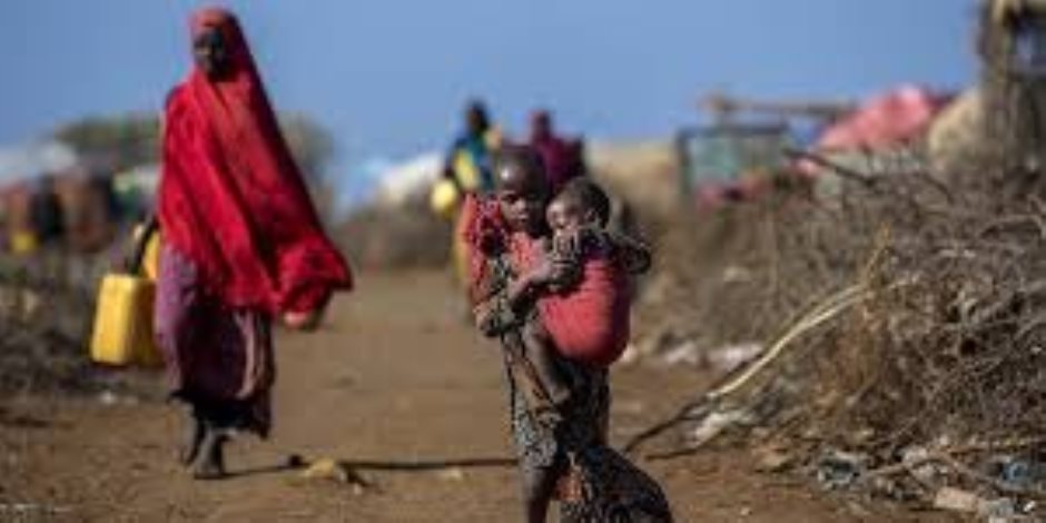 أزمة إنسانية كارثية في الفاشر.. مئات القتلى وآلاف النازحين ومجاعة تهدد 21 مليون سودانى