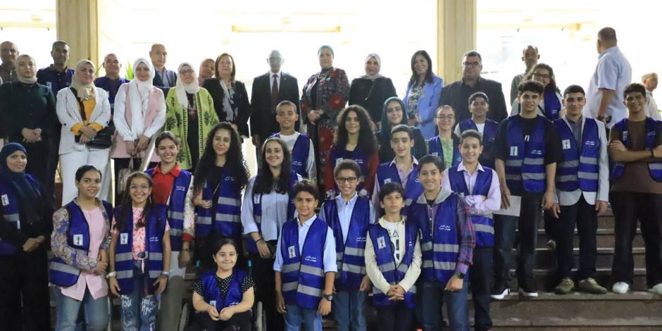 محافظ شمال سيناء يستقبل رئيسة المجلس القومي للطفولة والأمومة ووفد من الأطفال لزيارة العريش (صور)