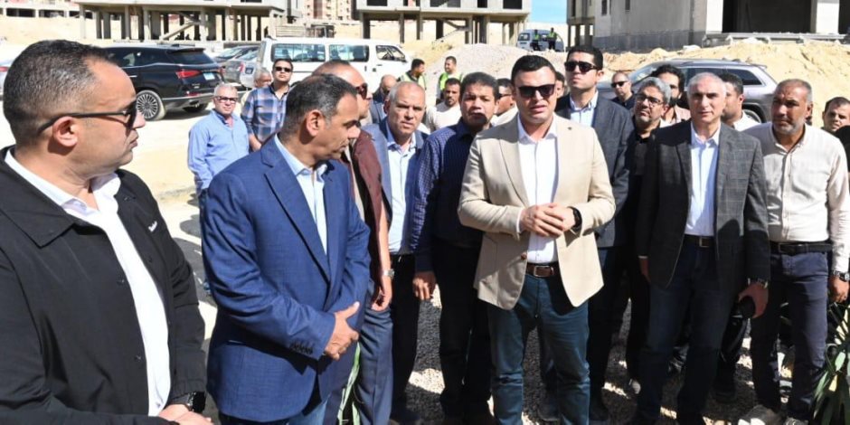وزير الإسكان يتفقد مشروعي M8 by the lake وبوغاز توصيل المياه لبحيرة نيو مارينا