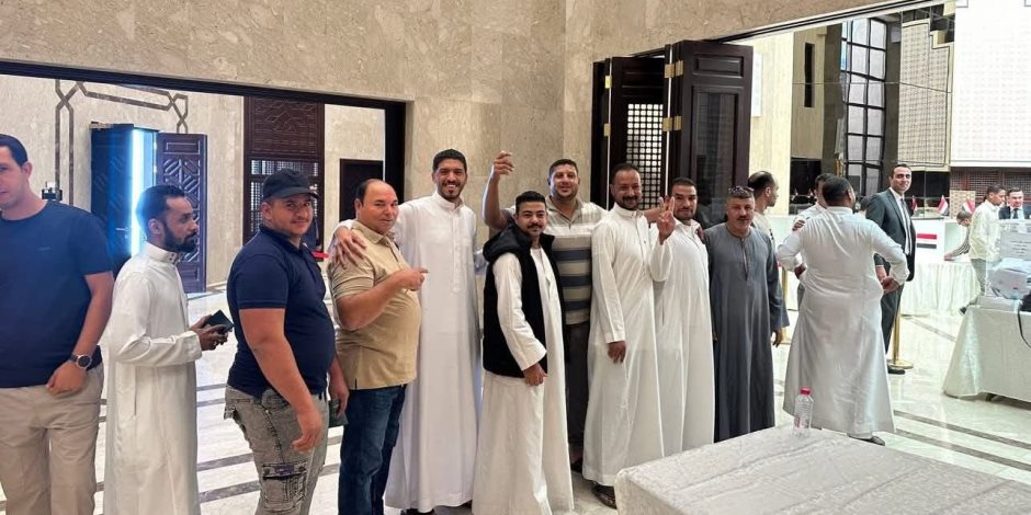 استمرار توافد الناخبين المصريين في السعودية للتصويت في ثاني أيام انتخابات مجلس النواب 2025
