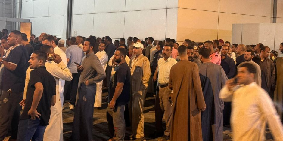 سفارة مصر بالكويت تعلن مد التصويت في انتخابات "النواب" لتمكين المتواجدين من الإدلاء بأصواتهم